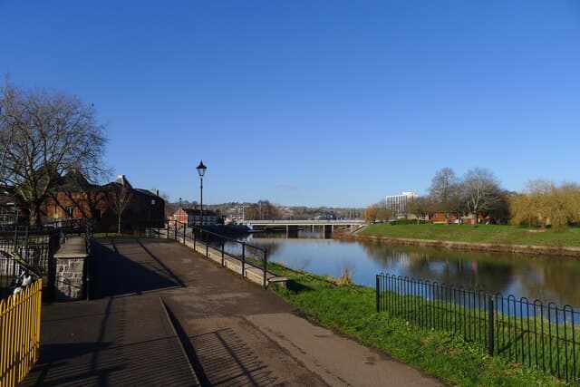 The Exe Valley Way following the Exe through Exeter